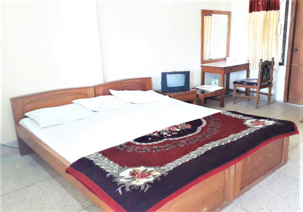 AC Twin Bed