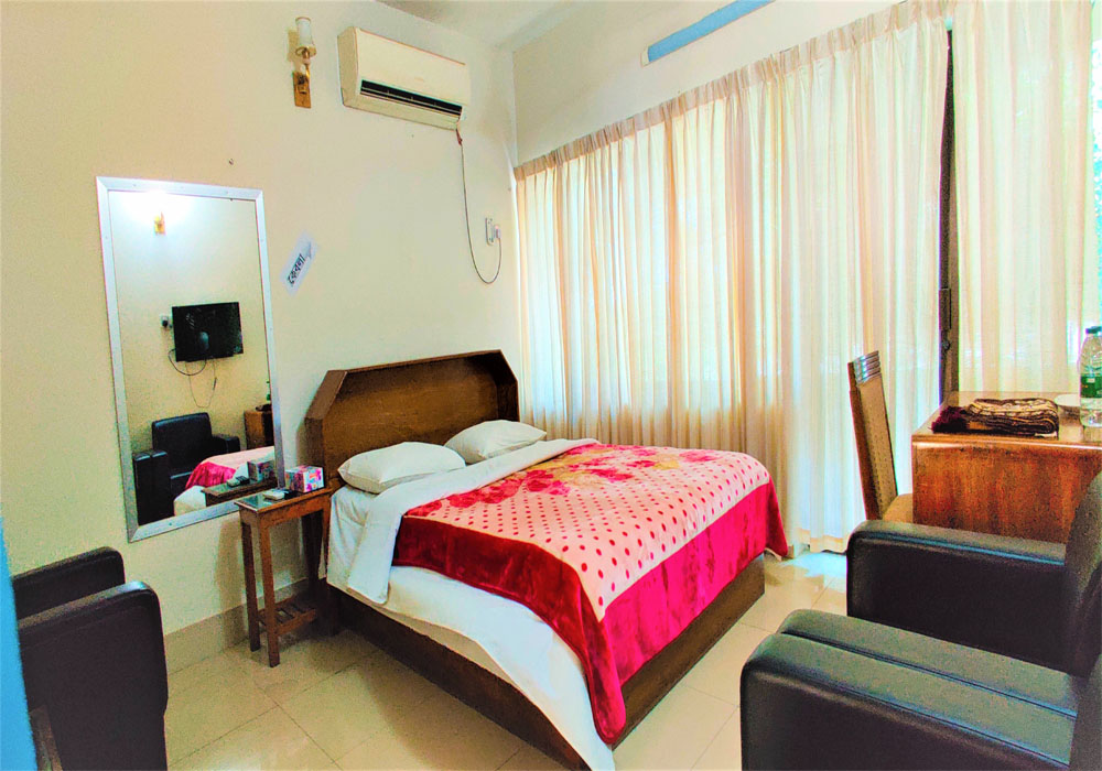 AC Couple Bed