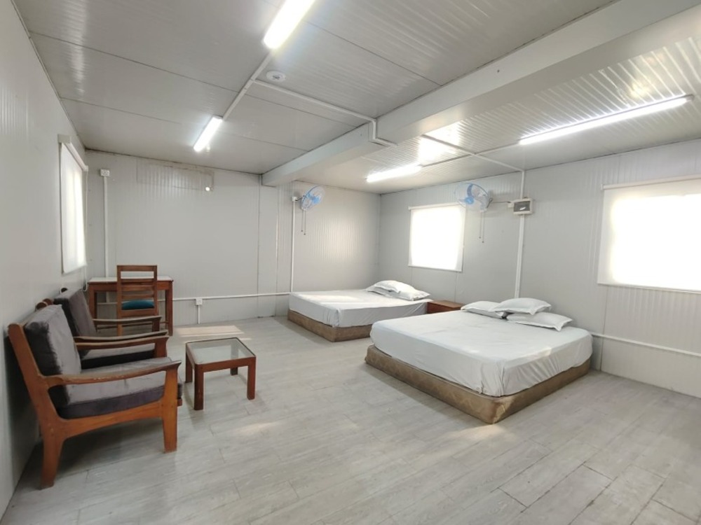Triple Bed Container